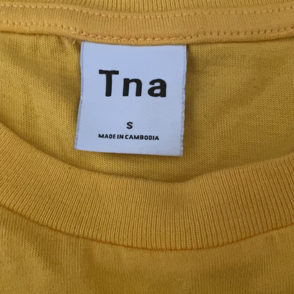 Yellow crop top - Picture 2 of 2